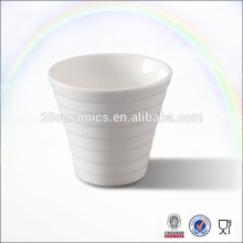 Gros tasses de thé et soucoupe en vrac de porcelaine, tasse de café faite sur commande